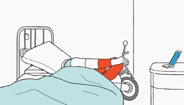 Vodič pri poškodenom automobile číta úradný list od poisťovne